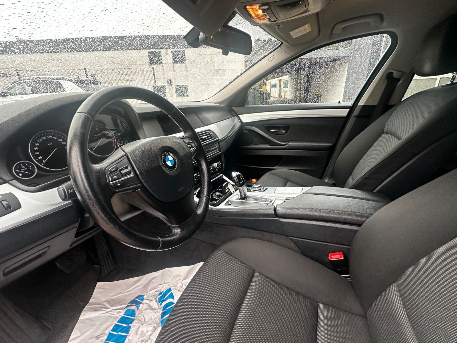 Fahrzeugabbildung BMW 525 d Touring 3.0 204 PS Xenon AHK Navi