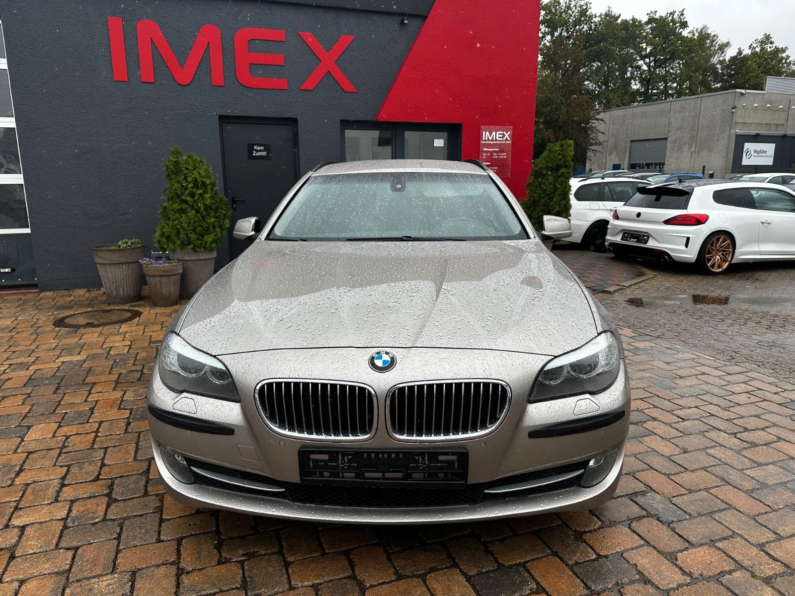 Fahrzeugabbildung BMW 525 d Touring 3.0 204 PS Xenon AHK Navi