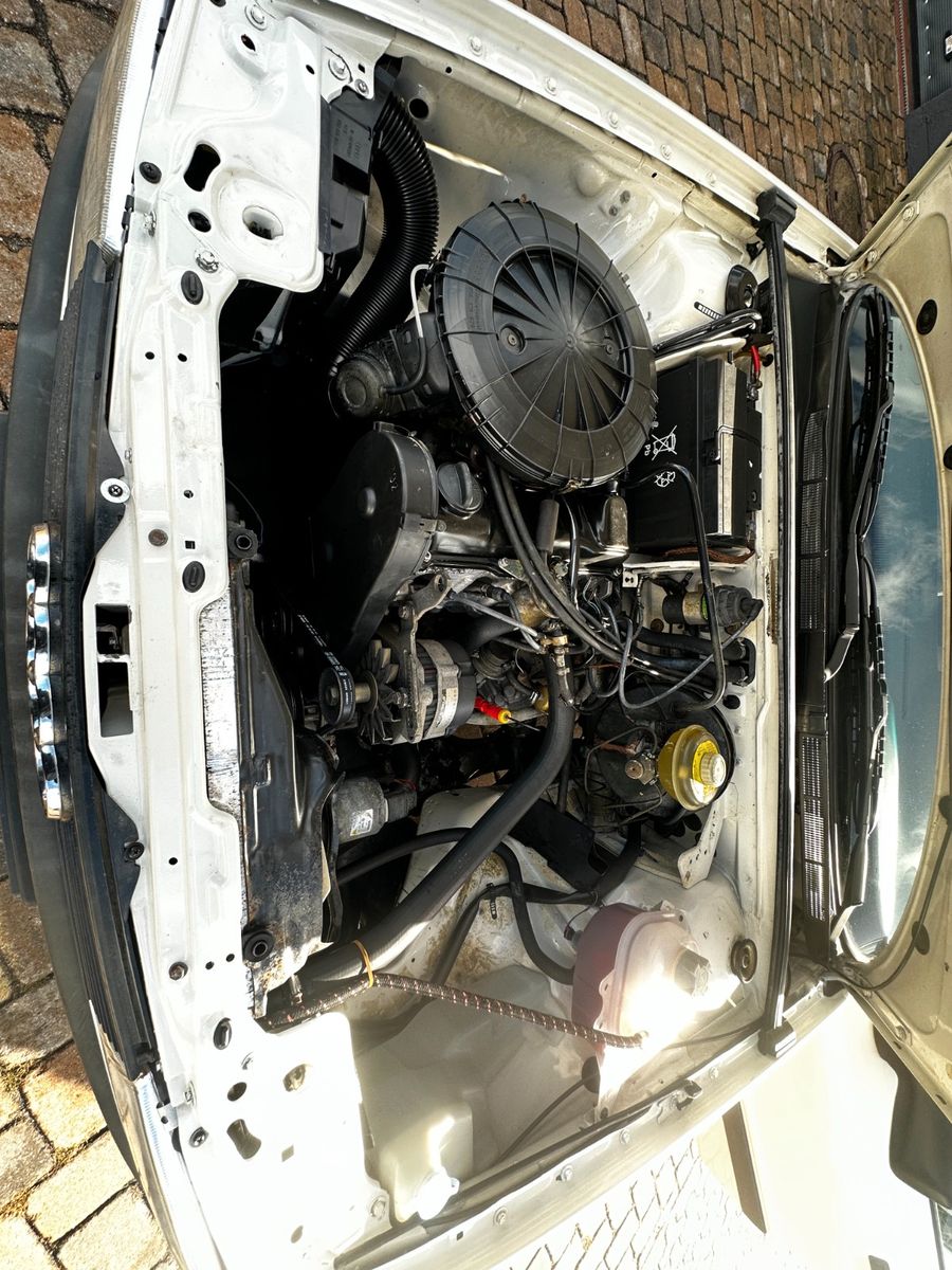 Fahrzeugabbildung Audi Audi 80 1.8 75 PS Tüv neu Servo SD 2 .Hand