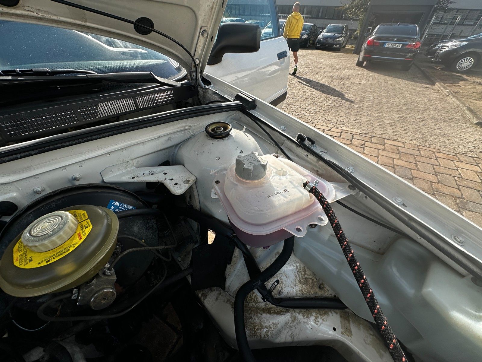 Fahrzeugabbildung Audi Audi 80 1.8 75 PS Tüv neu Servo SD 2 .Hand