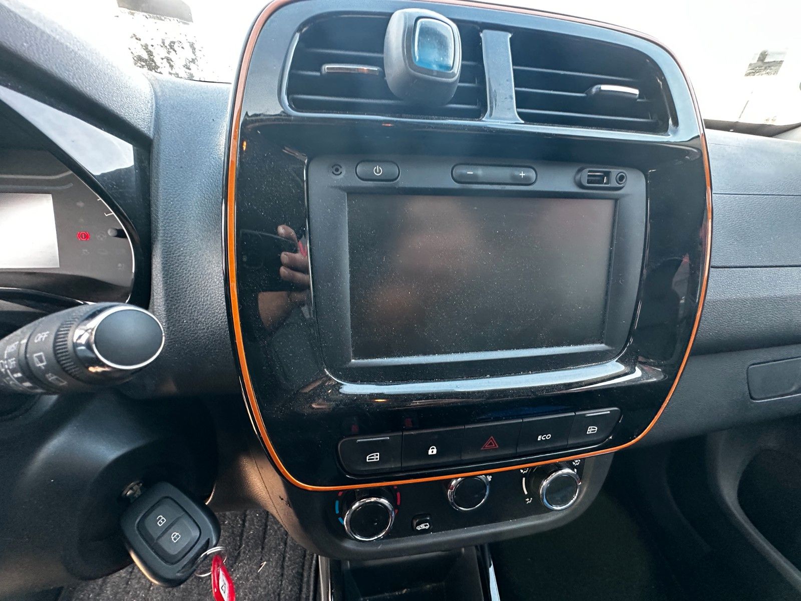 Fahrzeugabbildung Dacia Spring Electric Comf. NAVI KLIMA ALU BT 1.HAND