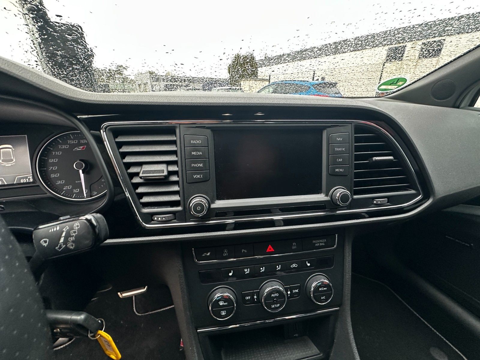 Fahrzeugabbildung Cupra Cupra 265  DSG LED NAVI PDC