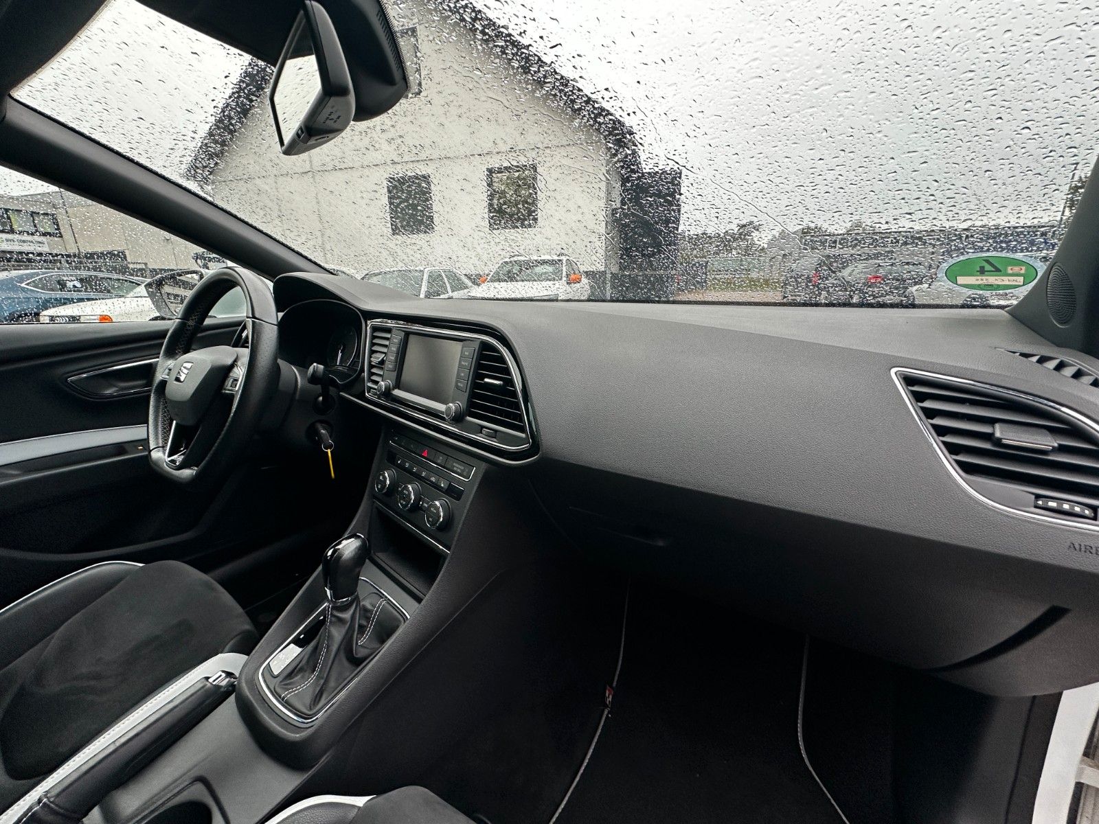 Fahrzeugabbildung Cupra Cupra 265  DSG LED NAVI PDC
