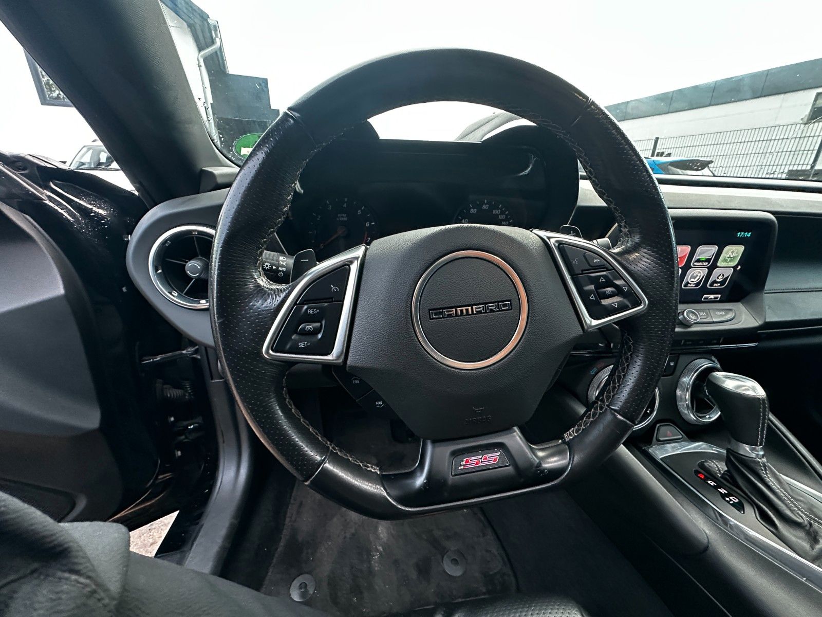 Fahrzeugabbildung Chevrolet Camaro SS Coupé V8 Aut. S-Dach Leder SHZ