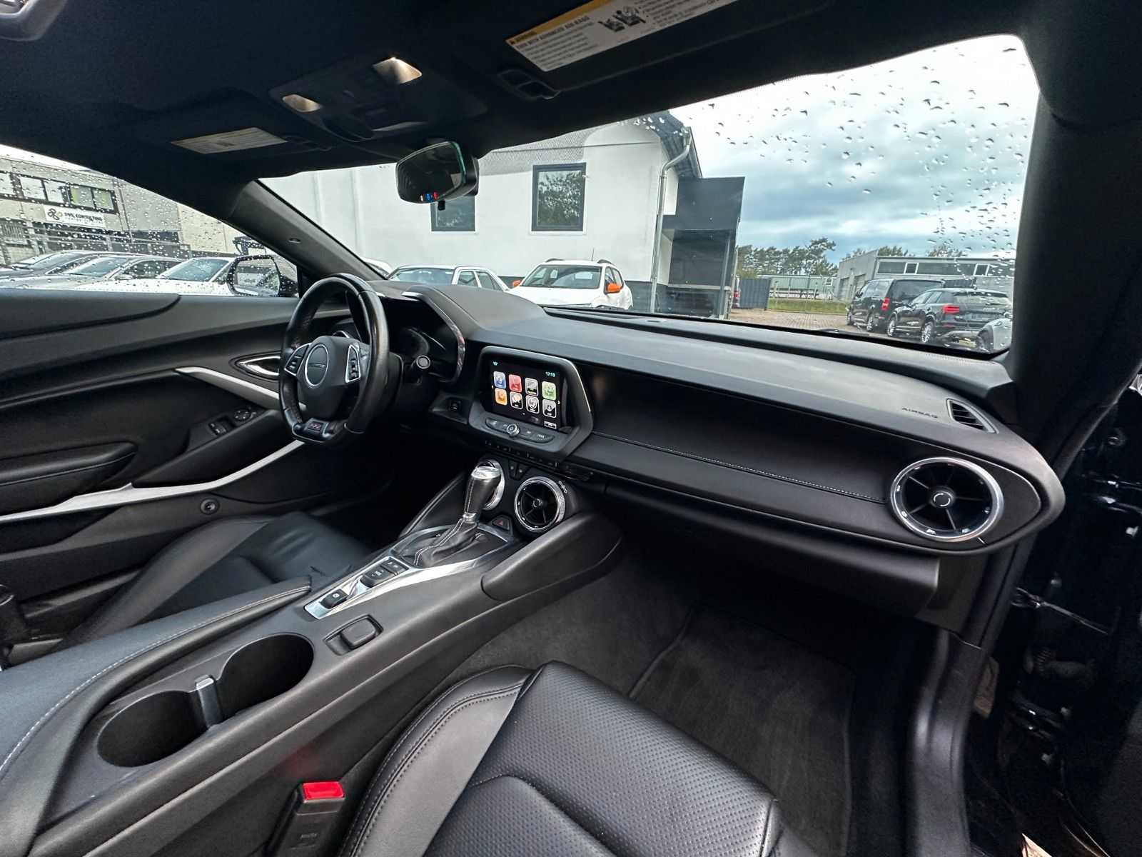 Fahrzeugabbildung Chevrolet Camaro SS Coupé V8 Aut. S-Dach Leder SHZ