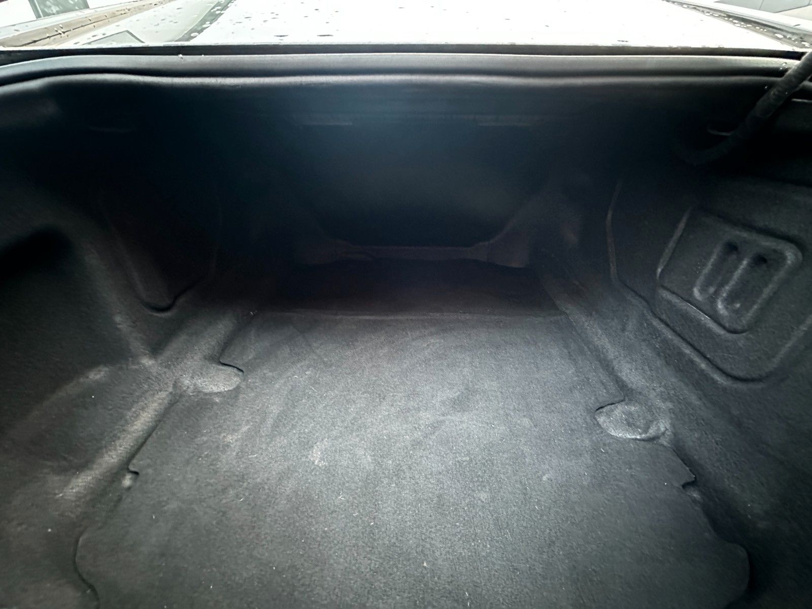 Fahrzeugabbildung Chevrolet Camaro SS Coupé V8 Aut. S-Dach Leder SHZ