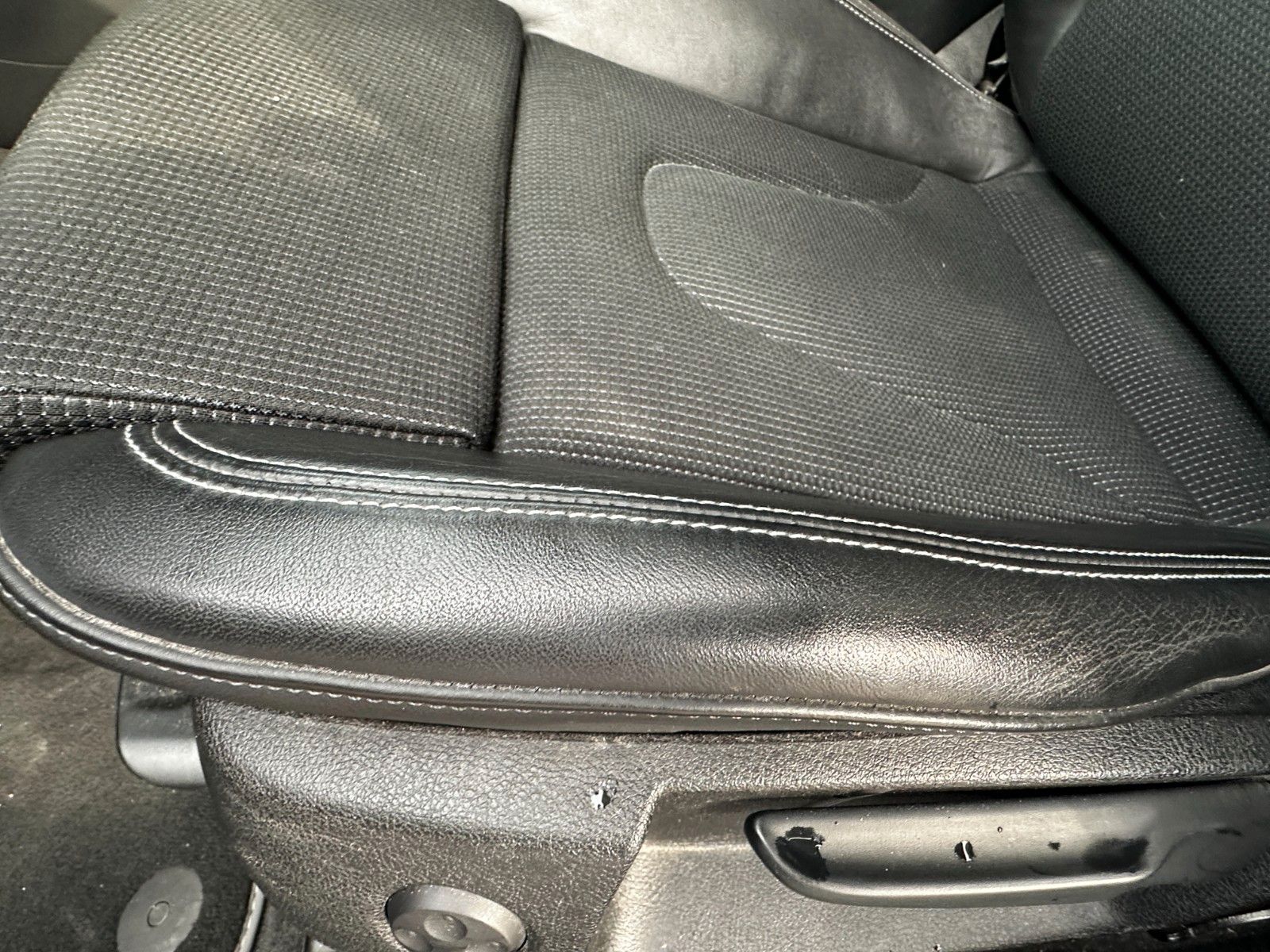 Fahrzeugabbildung Audi A5 3.0 TDI 4x4 3xS Line Sport / Plus SD 8xAlu