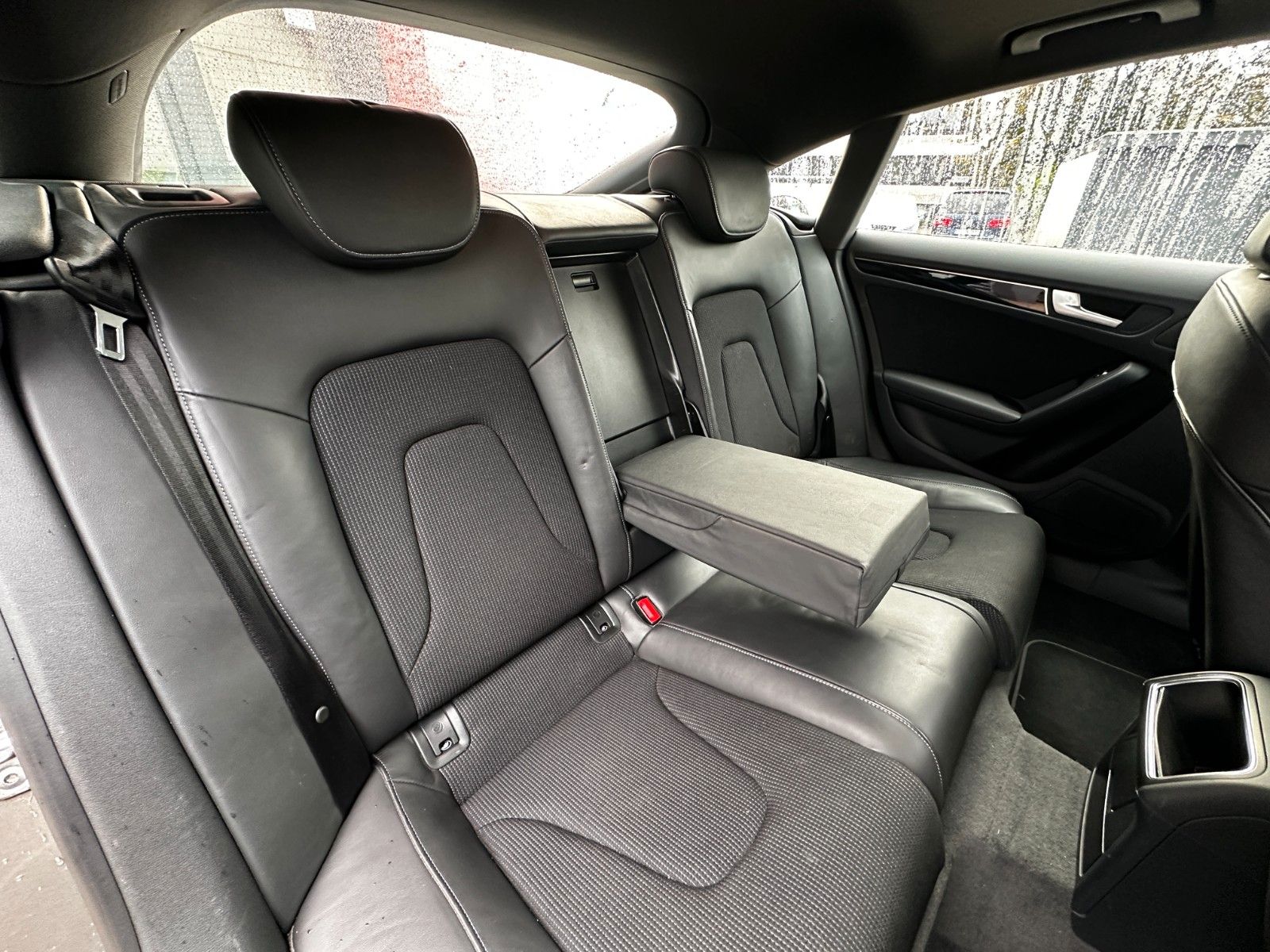 Fahrzeugabbildung Audi A5 3.0 TDI 4x4 3xS Line Sport / Plus SD 8xAlu