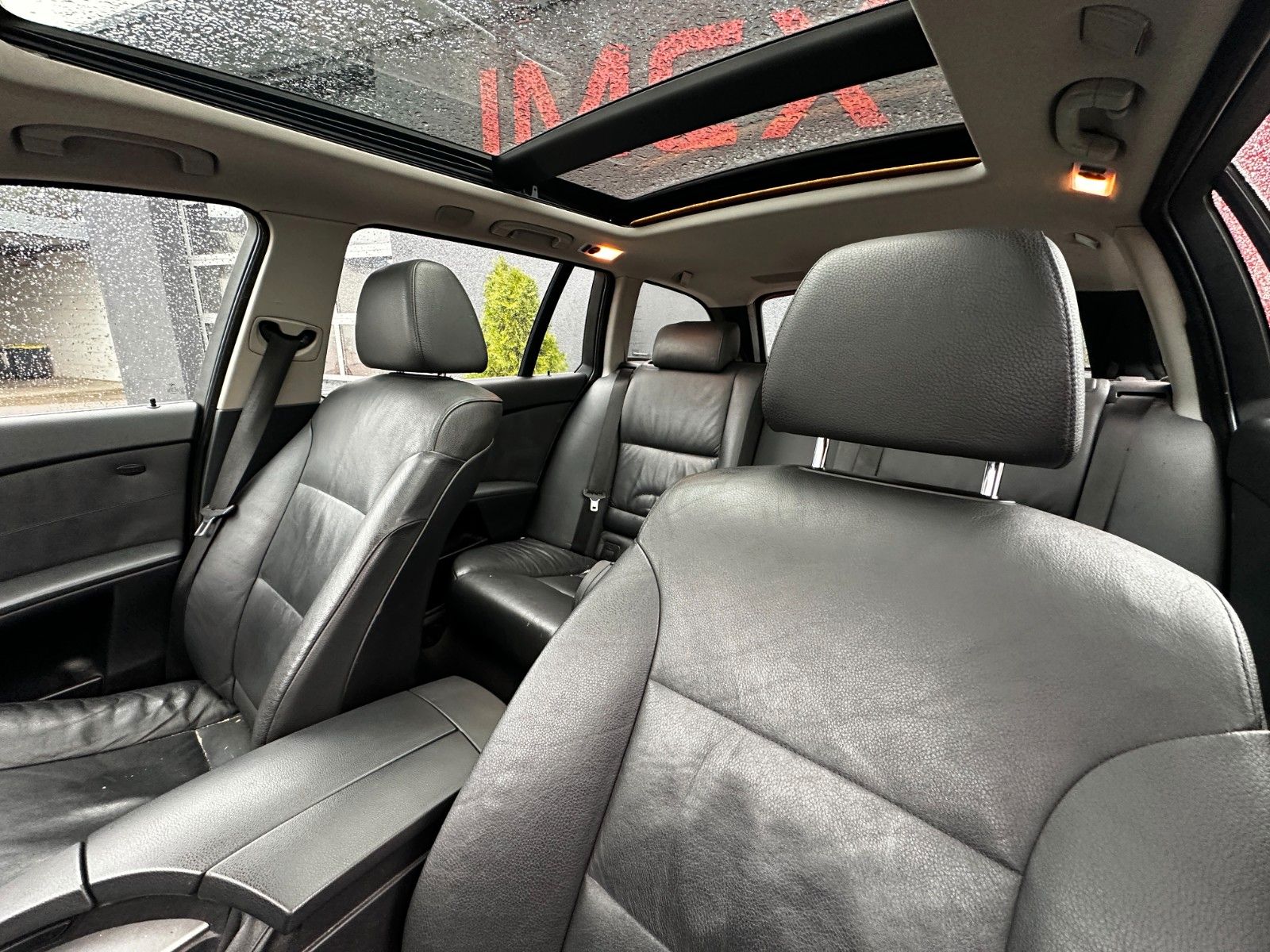 Fahrzeugabbildung BMW 525 d Autom. Leder Pano Navi SH Xenon