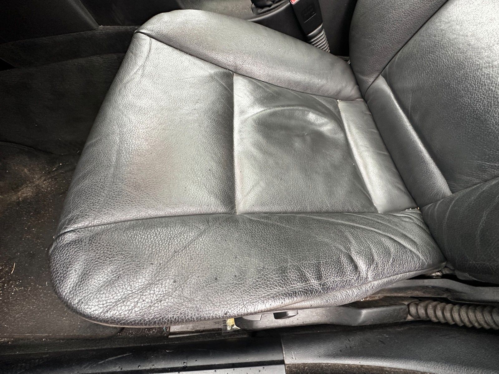 Fahrzeugabbildung BMW 525 d Autom. Leder Pano Navi SH Xenon