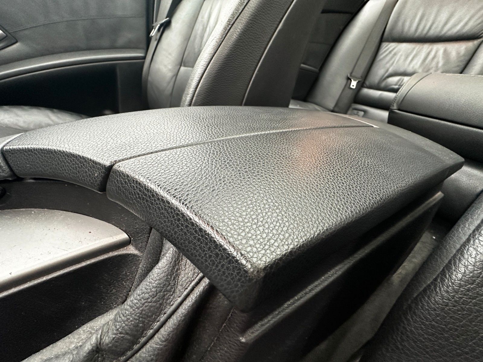 Fahrzeugabbildung BMW 525 d Autom. Leder Pano Navi SH Xenon
