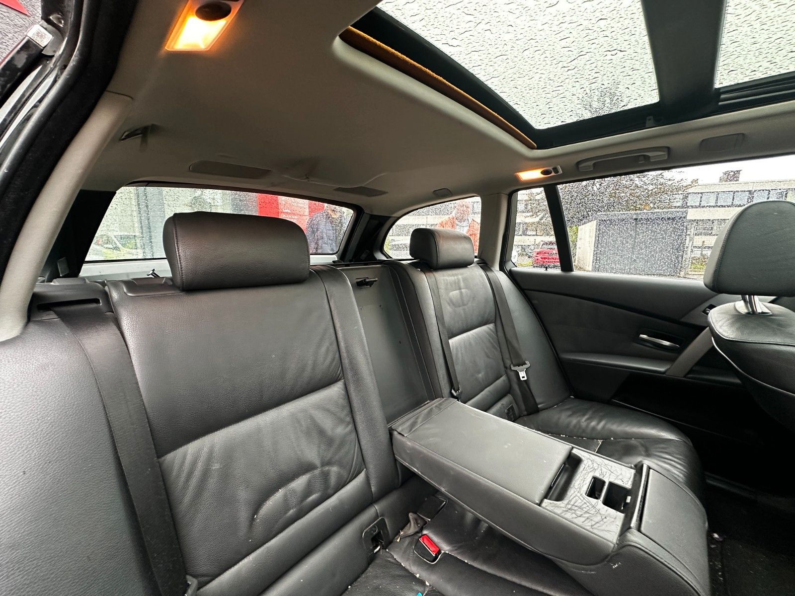 Fahrzeugabbildung BMW 525 d Autom. Leder Pano Navi SH Xenon
