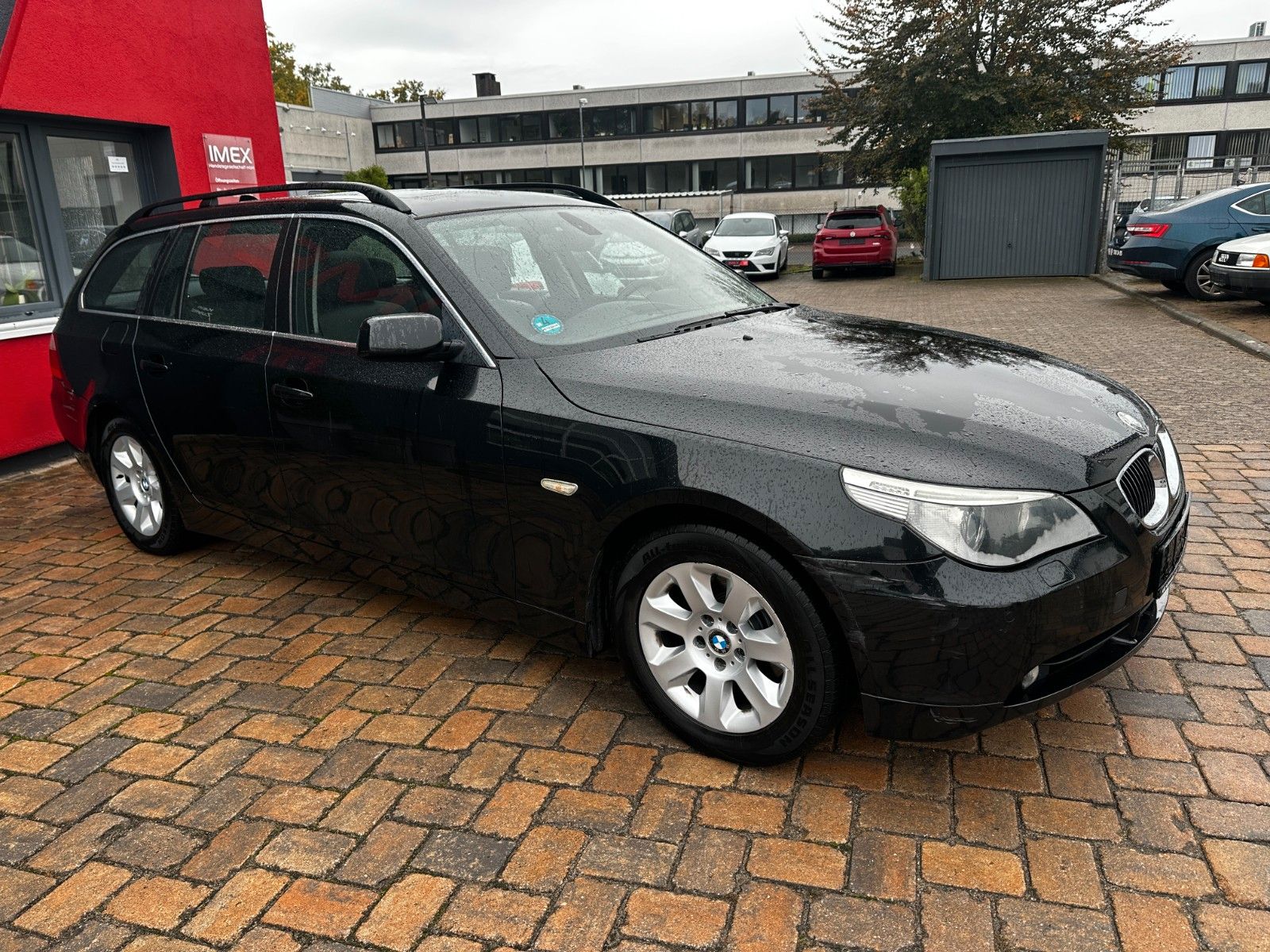 Fahrzeugabbildung BMW 525 d Autom. Leder Pano Navi SH Xenon
